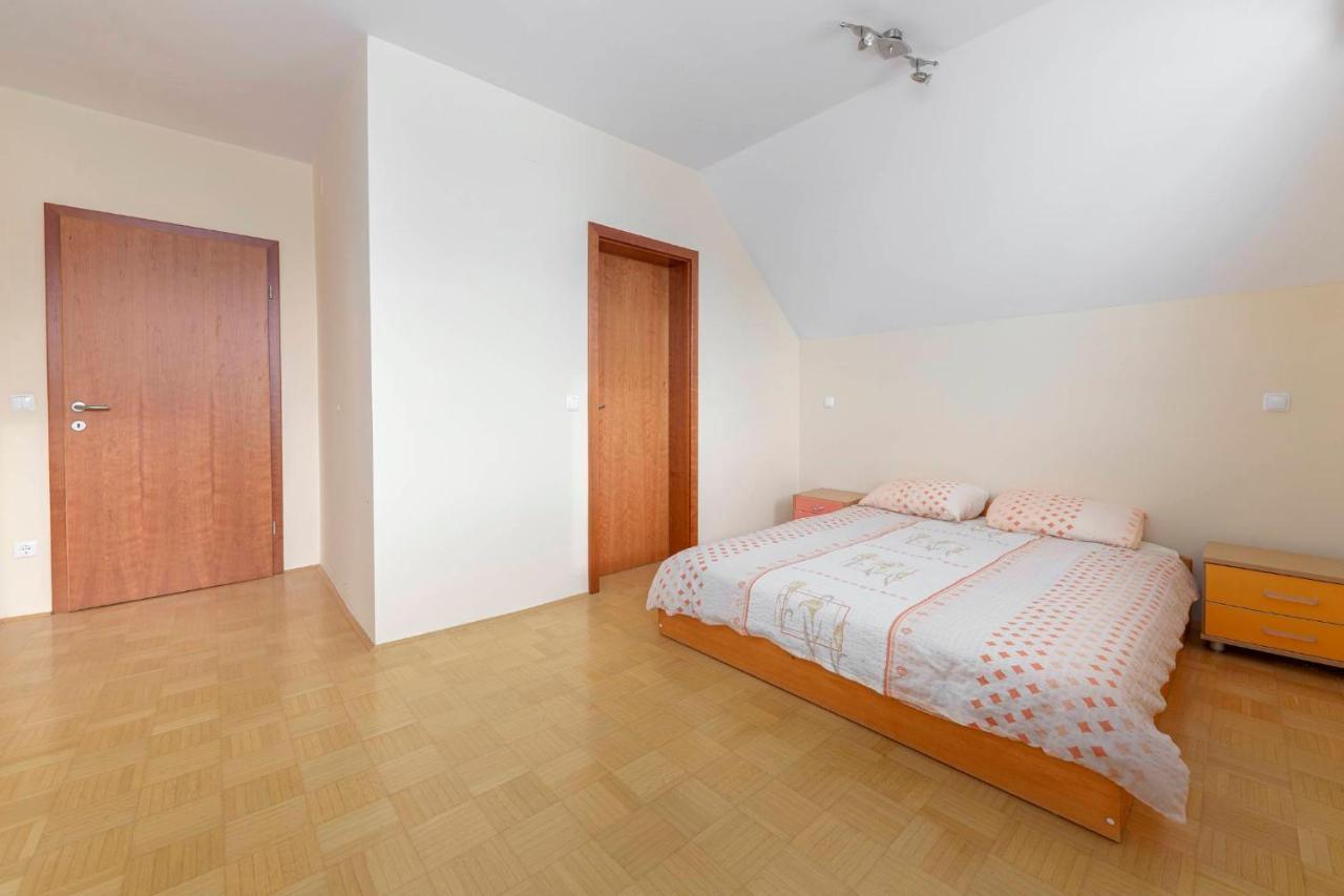 Apartma Ana Preserje  Εξωτερικό φωτογραφία